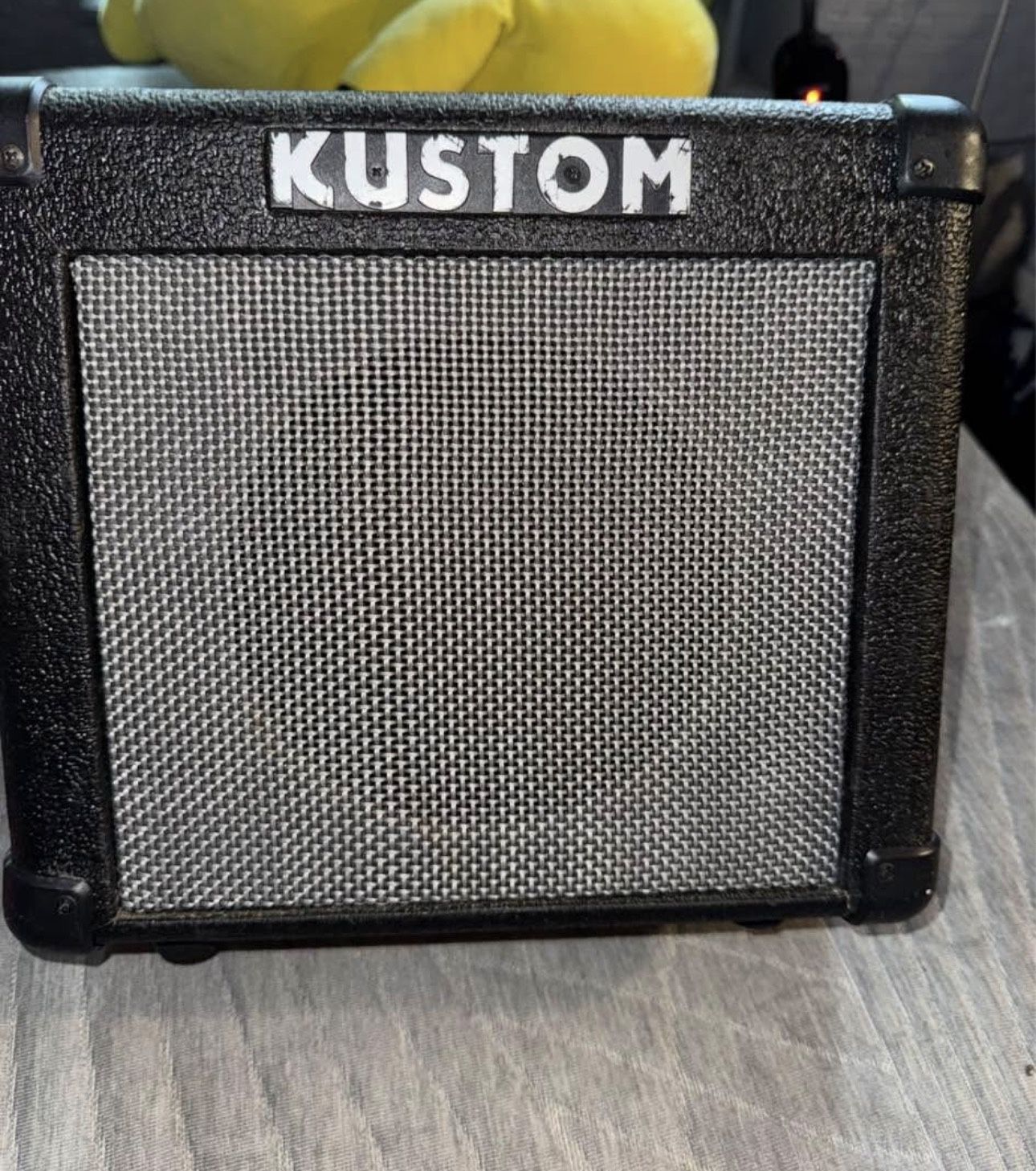 Guitar Amplifier 