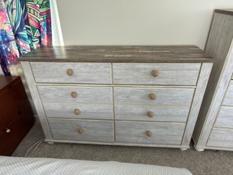 Beautiful Coastal Whitewash 6-Drawer Dresser (Signature Design by Ashley)