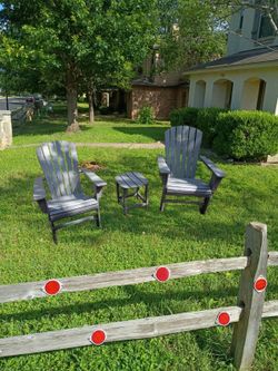 Adarondike chairs polywood material 200.00 table included