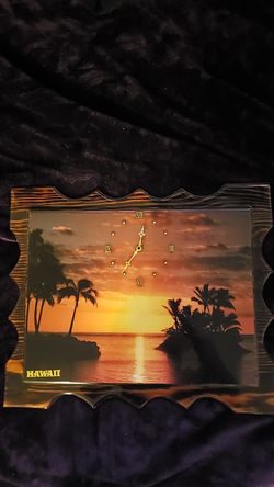 wooden hawaii clock