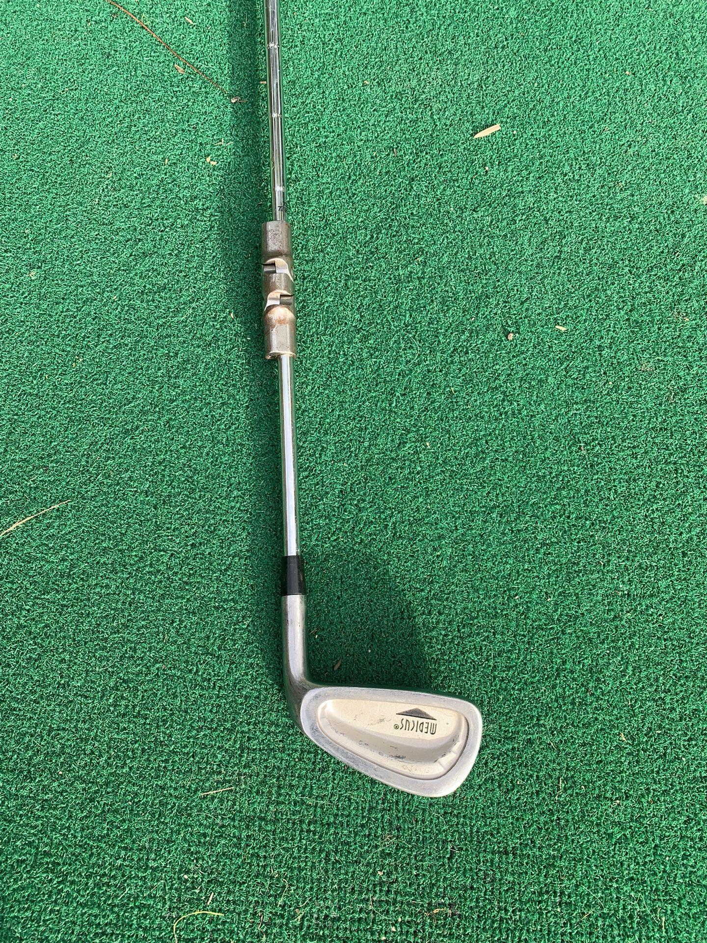 Medicus Dual Hinge 5 Iron Swing Training Aid