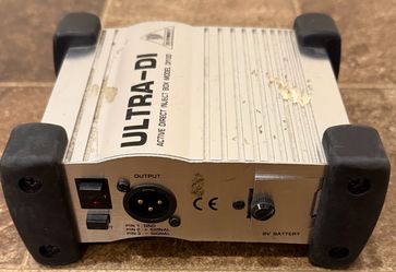 Behringer Ultra-DI