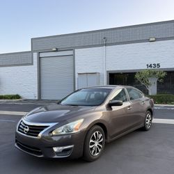 Nissan Altima 2015