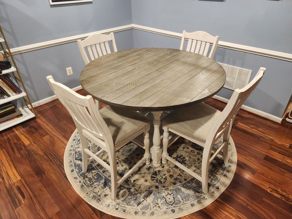 Havalance Counter Height Dining Table and 4 Barstools with Storage