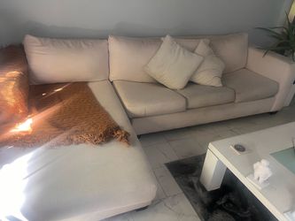 Sofa with chaise