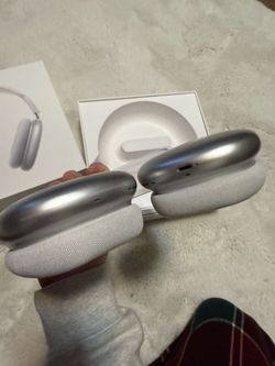 AirPod Max's 