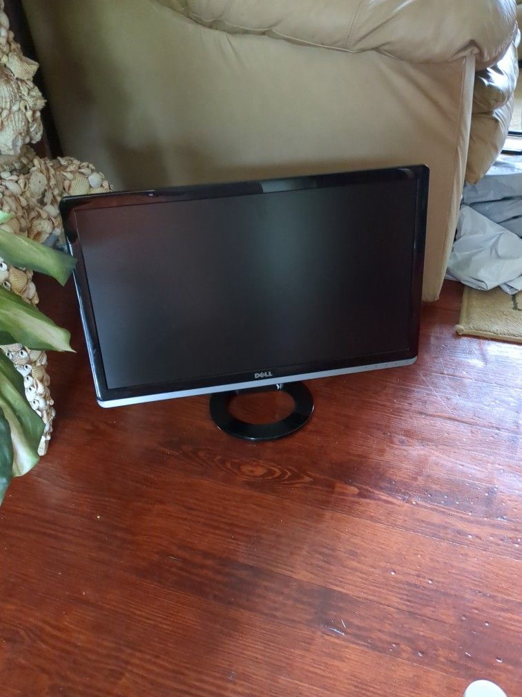 Monitor DELL 24" with Cable