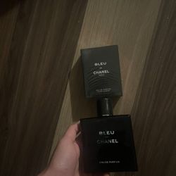 BLEU CHANEL