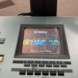 Yamaha Motif XS8 88 Key Workstation