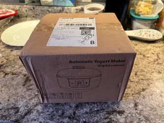 Brand New Yogurt Maker – Never Used –