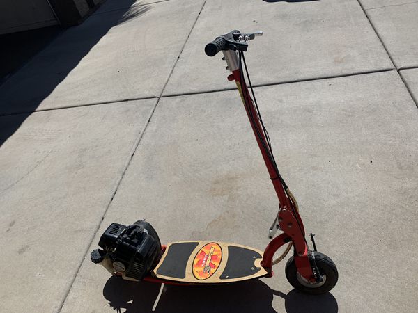 Bladez 26cc Gas Scooter for Sale in Peoria, AZ - OfferUp