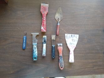 Lot Of Putty Knives/Scrappers