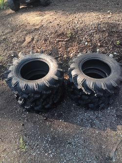 a set of 4 audio tires size 30x9.00-14NHS30x-87J and 30x11.00-14NHS92J and they have 90%tread