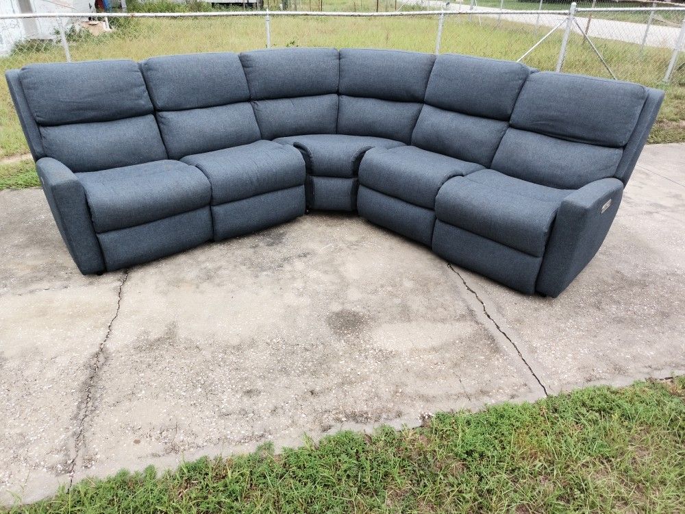 Powered Reclining Sectional With Headrest Motor