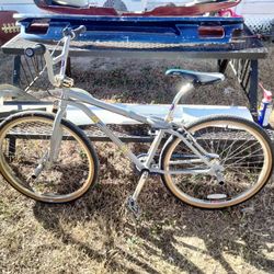 Gt Performer 26 " 2012 edition 