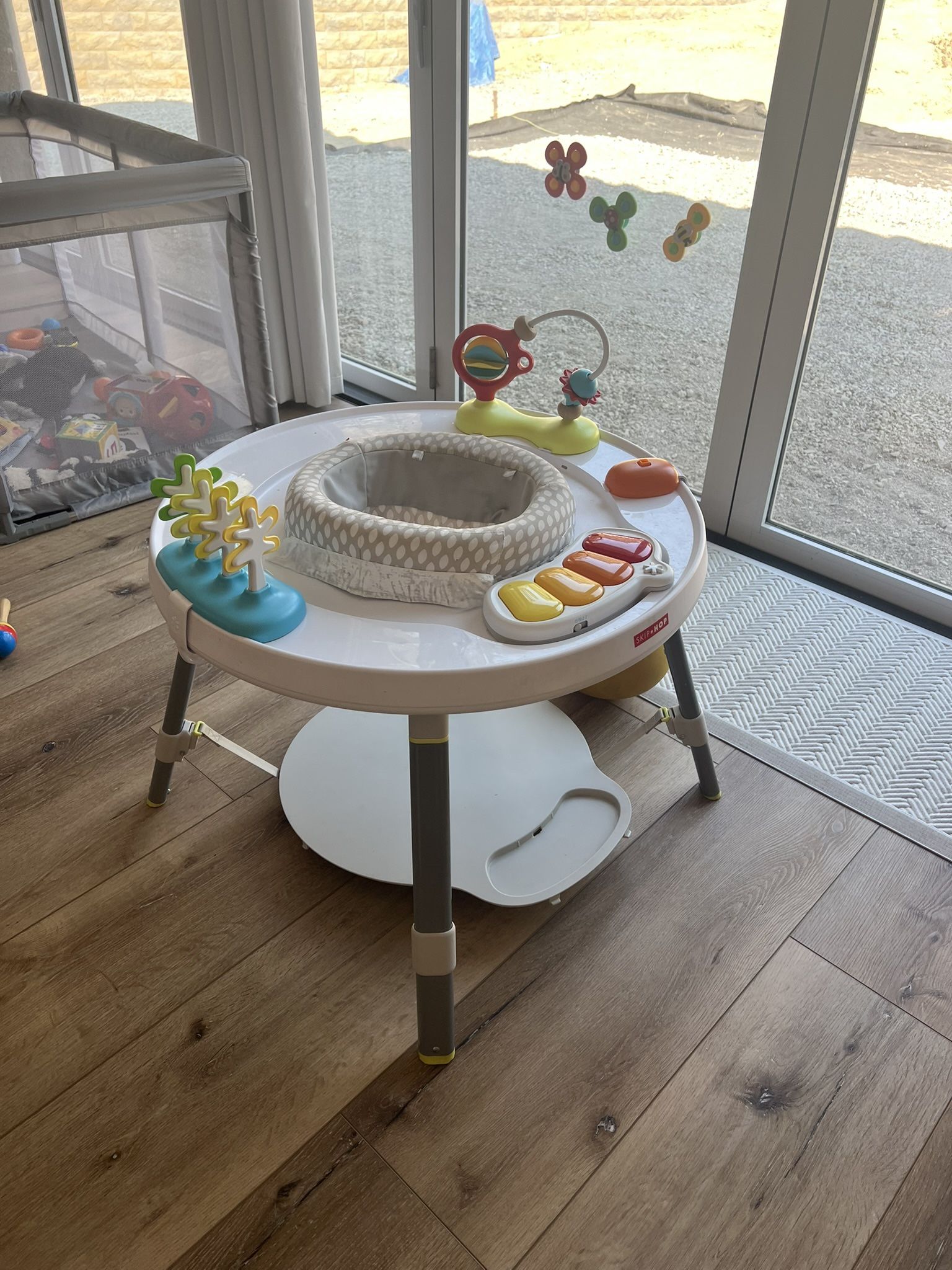 Skip Hop Activity Center