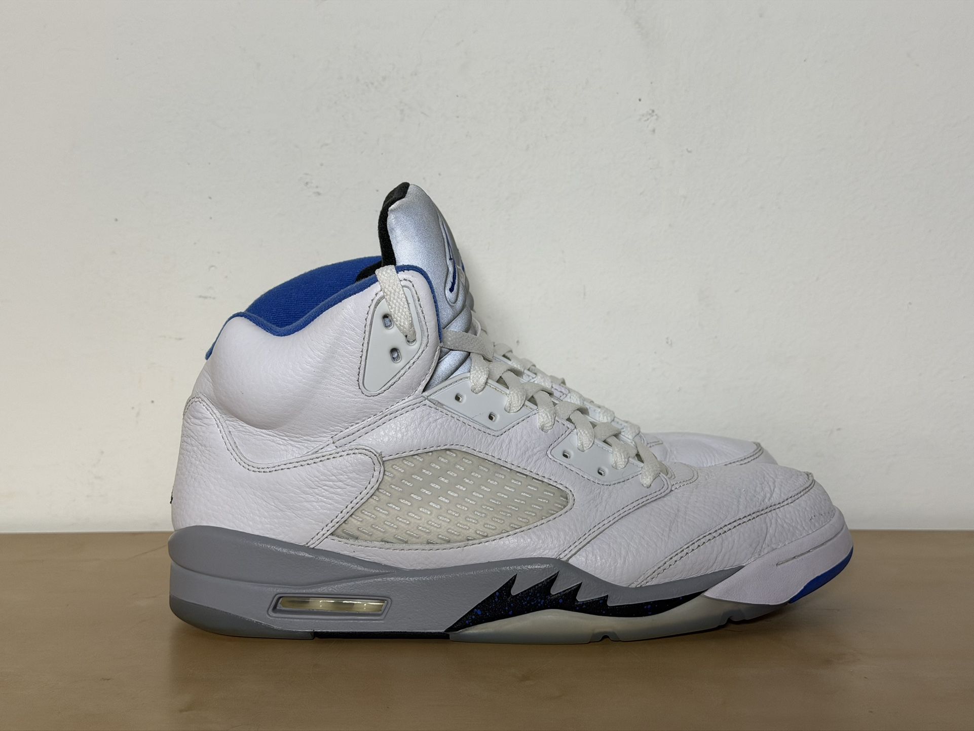 Nike Air Jordan 5 Retro White Stealth 2021 Sneakers DD0587-140 Men’s Size 12