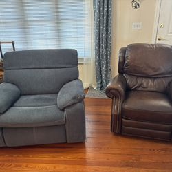 Power recliners 2 @ &200/Each
