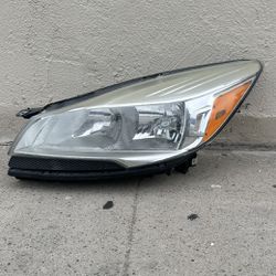 2013 2014 2015 2016 Ford Escape Left Driver Side Headlight 