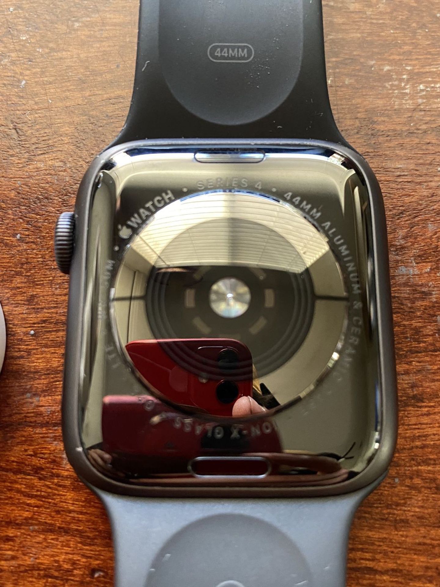 Apple Watch Series 4 (44mm) - GPS + Cellular