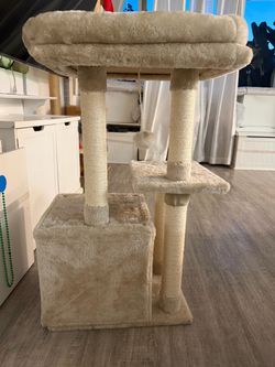 Cat tree