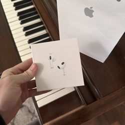 Brand New Apple Airpods 3 
