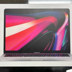 New 2020 Macbook Pro M1 8gb 256HD (Touchbar) (Ask About Our Finance Options!!)
