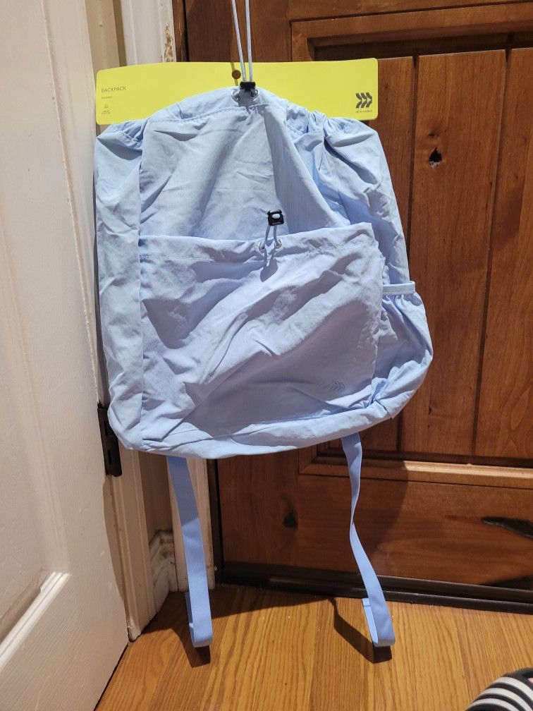 ALL ON MOTION BACKPACK! WATER REPELLENT! GREAT FOR SPORTS OR THE GYM! WITH BOTTLE HOLDER! BRAND NEW!