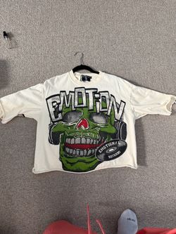 Mixed emotion crop tee