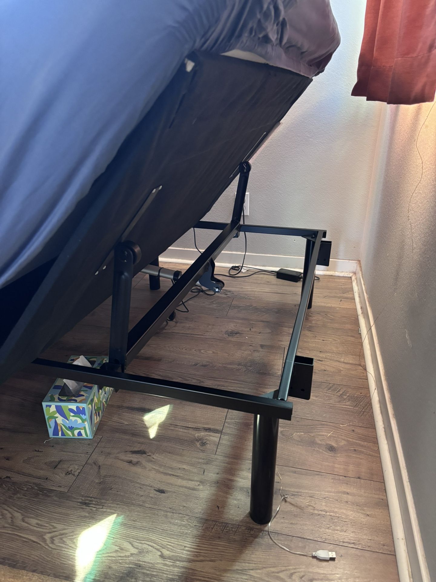 Queen Sized Adjustable Platform