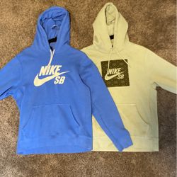 2 Nike SB Men’s Medium Sweatshirts