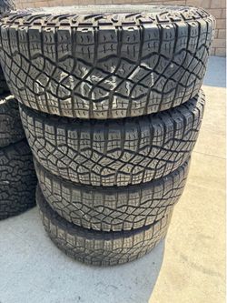 275/65r18 Goodyear tires en Excelentes Conditiones de Vida las 4
