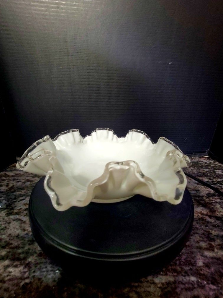 Vintage FENTON Silver Crest White Milk Glass Candy Dish Bowl Clear Ruffled Rim 10"×3"