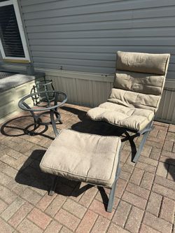 Gray Metal Lawn Chairs With Ottomans