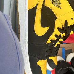 Air Jordan 1 Retro Mid New Love Size 13