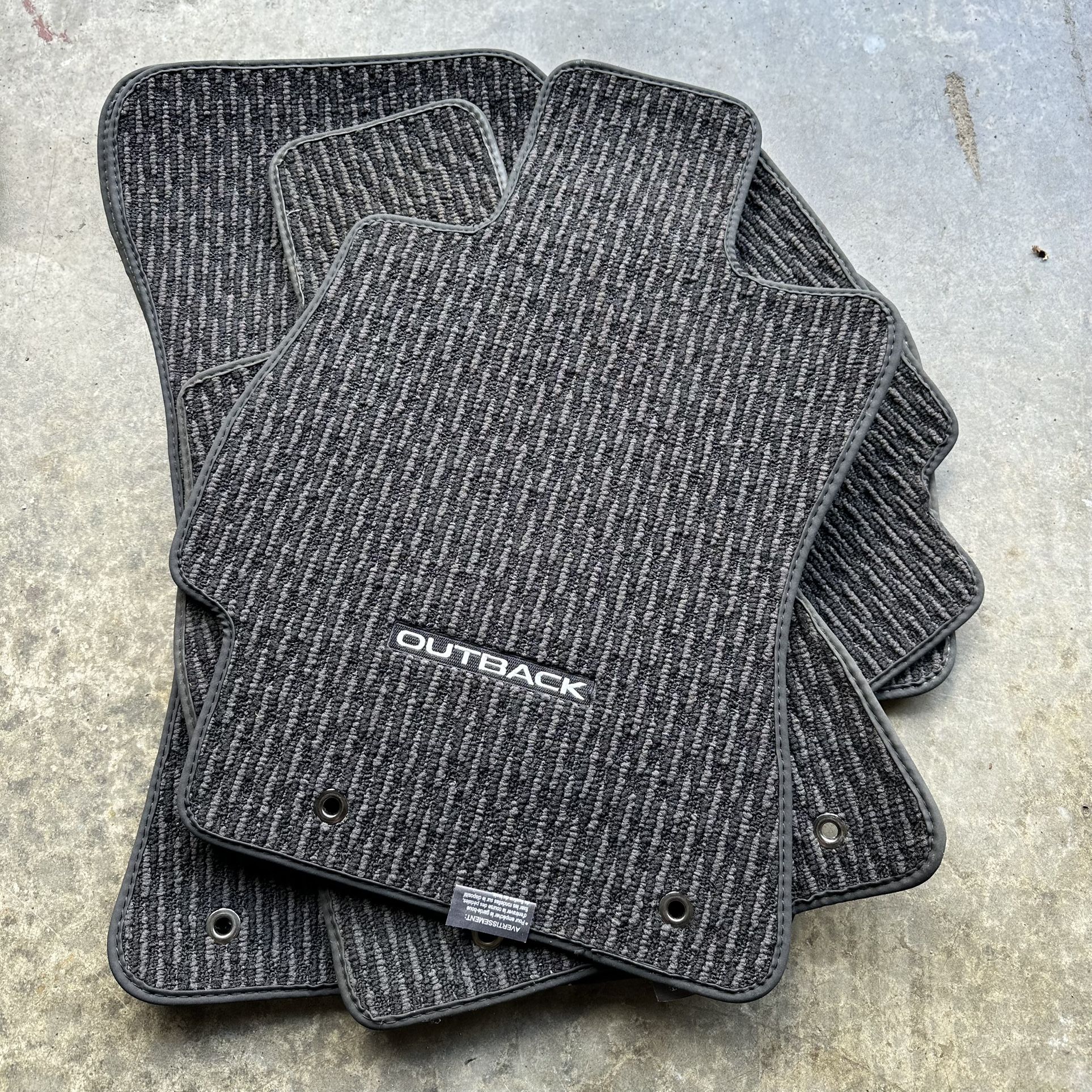 New 2015 - 2019 Subaru Outback Floor Mats