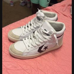 Men’s High Top Converse Size 10.5