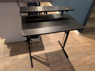 Gaming desk 32" x 20"