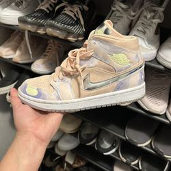 Nike Women’s Size 8.5