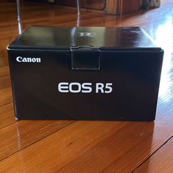 Canon EOS R5 (BOX ONLY)