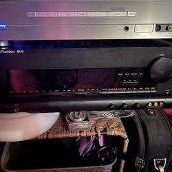 Harmon Kardon (avr45) Receiver.