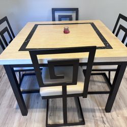 Modern 4 Chairs Dining Table Set 