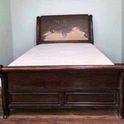 Free Queen bed