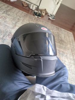 Motorcycle helmet