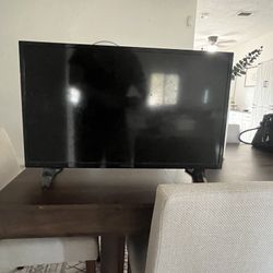 32 Inch Insignia TV 