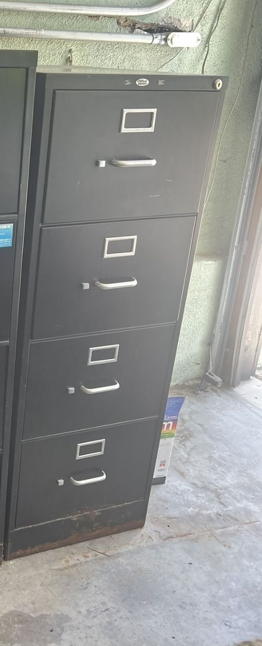 Filing Cabinet Black
