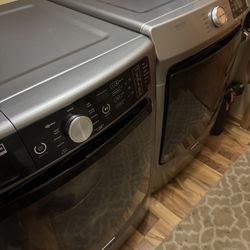 Maytag Washer And Dryer 