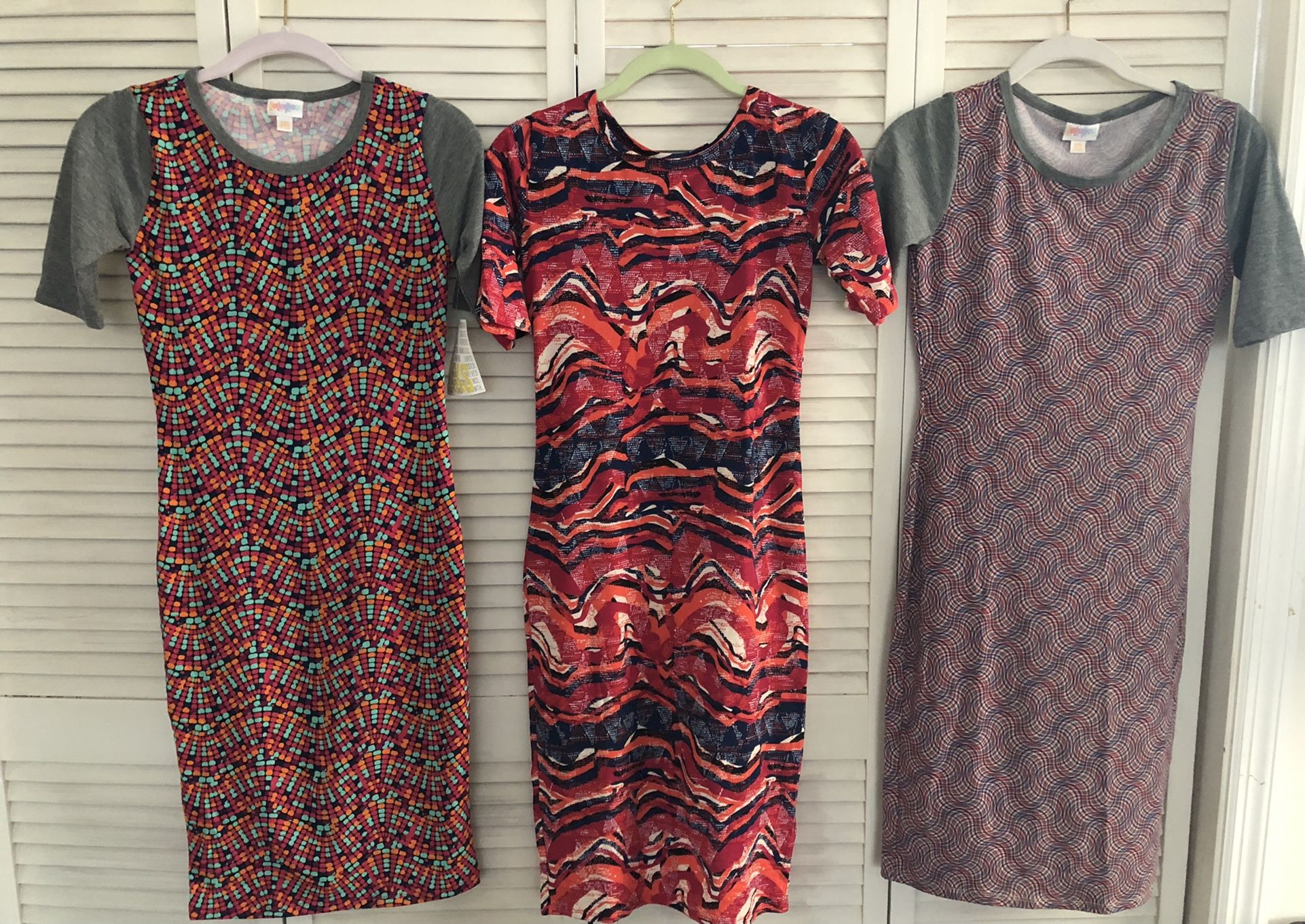 LULAROE Sz XXS Lot of 3 JULIA Dresses multicolored red