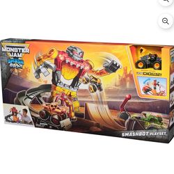 Monster Jam Smash & Bash