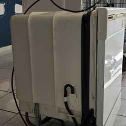 Dishwasher Whirlpool 